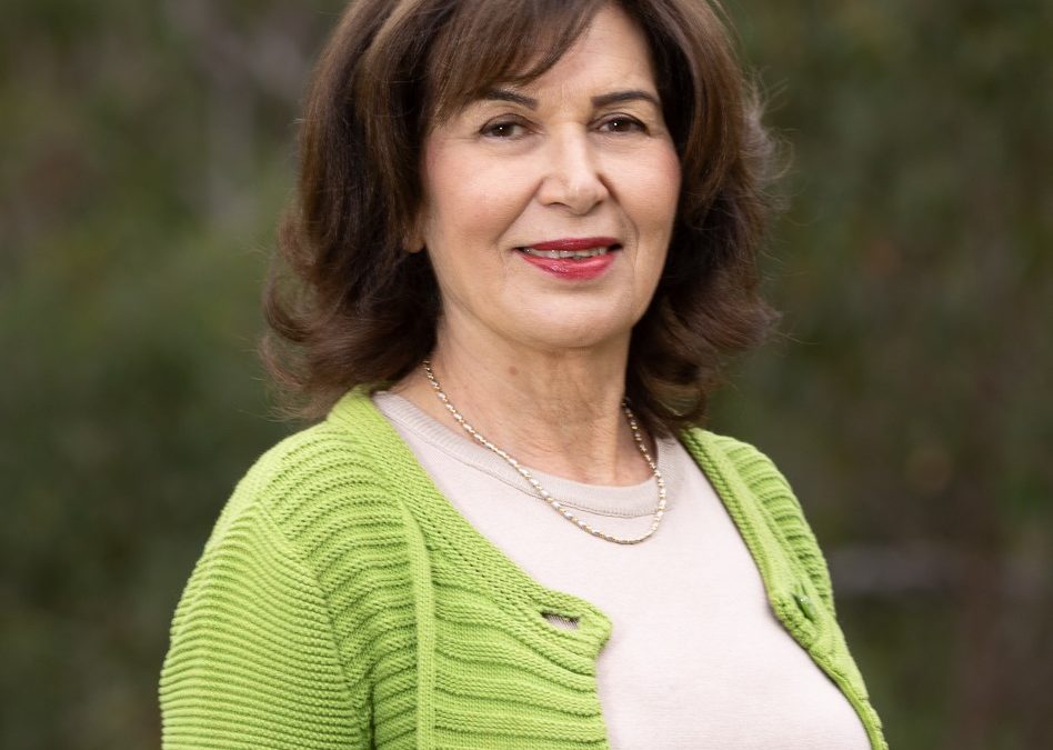 Dr. Vida Shahamat